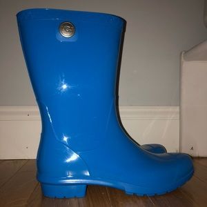 UGG rain boots, size 7